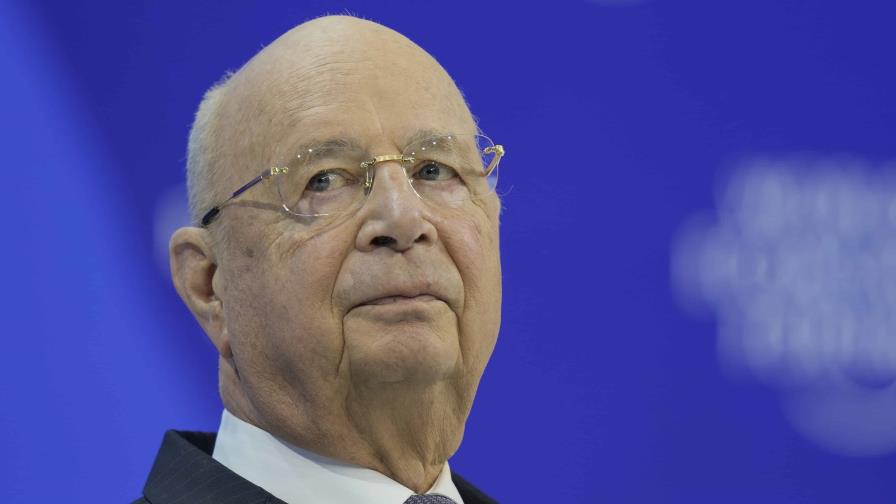 El fundador del Foro Económico Mundial, Klaus Schwab, se retira como presidente El fundador del Foro Económico Mundial, Klaus Schwab, se retira como presidente