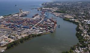 Tres ministros acuden a Washington para negociar tasa del 10 % en aranceles