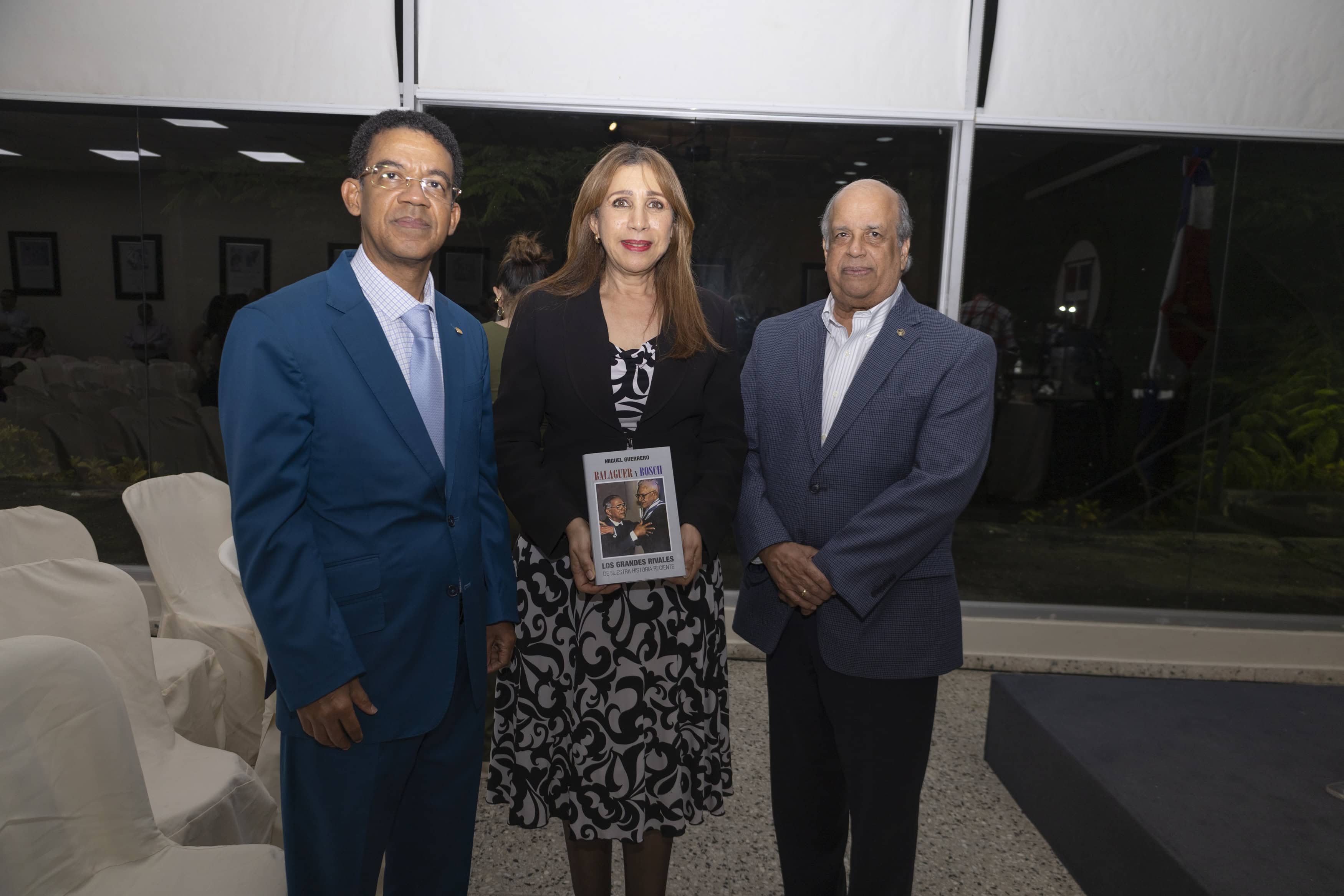 Francisco Ortega Polanco, Lucy Arraya y Juan Daniel Balcácer.