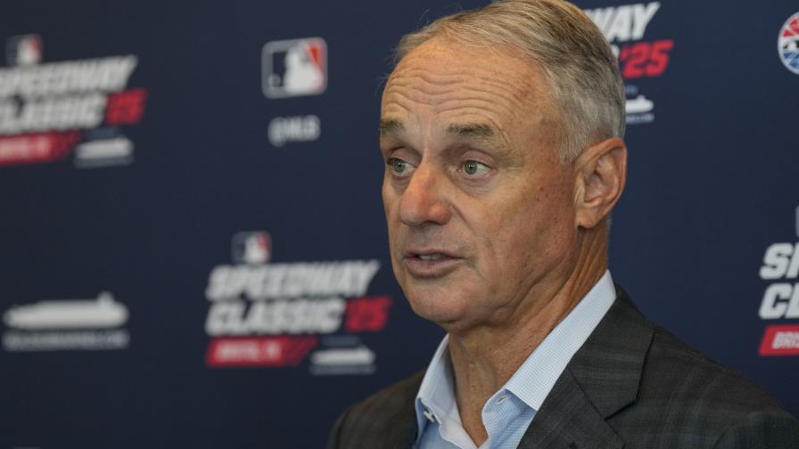 Con el MLB Speedway Classic, Rob Manfred llevará un juego de béisbol al autódromo de Bristol Con el MLB Speedway Classic, Rob Manfred llevará un juego de béisbol al autódromo de Bristol