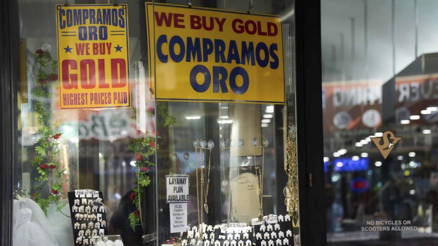 El oro cotiza a un máximo histórico por encima de los 3,500 dólares, en carrera por comprar activos El oro cotiza a un máximo histórico por encima de los 3,500 dólares, en carrera por comprar activos