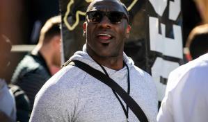 El exjugador de la NFL Shannon Sharpe es acusado de violación en demanda civil de 50 millones