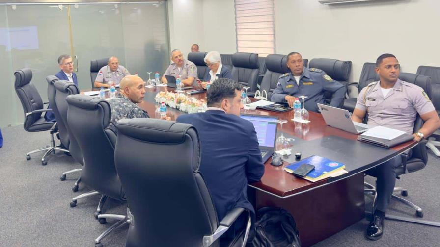 PN y Comisión para la Reforma definen ruta para reforzar el nuevo modelo de servicio policial PN y Comisión para la Reforma definen ruta para reforzar el nuevo modelo de servicio policial