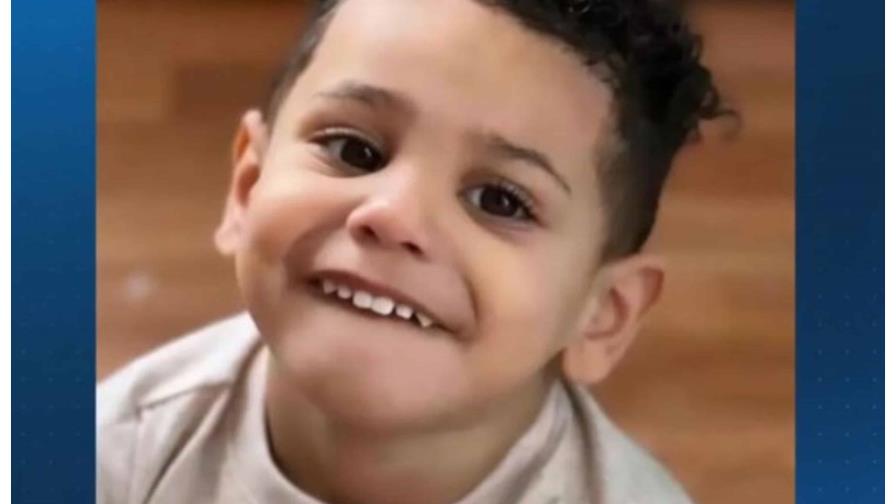 Familia dominicana de luto tras confirmarse muerte de niño que cayó a un río de Massachusetts Familia dominicana de luto tras confirmarse muerte de niño que cayó a un río de Massachusetts