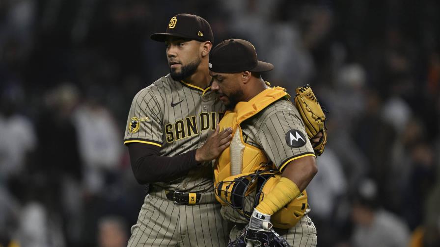Venezolano Robert Suárez logra décimo salvamento, líder de MLB, en triunfo de Padres sobre Tigres Venezolano Robert Suárez logra décimo salvamento, líder de MLB, en triunfo de Padres sobre Tigres