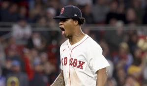 Bello conduce a Medias Rojas a victoria sobre Marineros en su retorno tras lesión de hombro