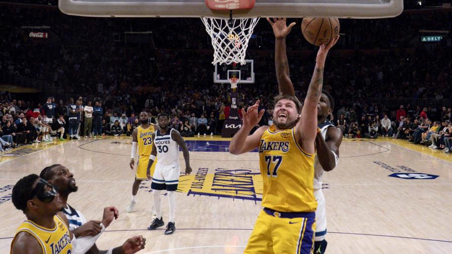Doncic anota 31, y Lakers derrotan a Timberwolves para empatar la serie Doncic anota 31, y Lakers derrotan a Timberwolves para empatar la serie