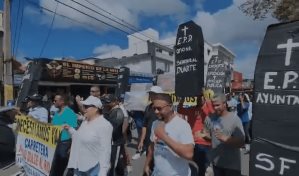 Organizaciones realizan entierro simb&oacute;lico de instituciones por falta de respuestas en San Francisco