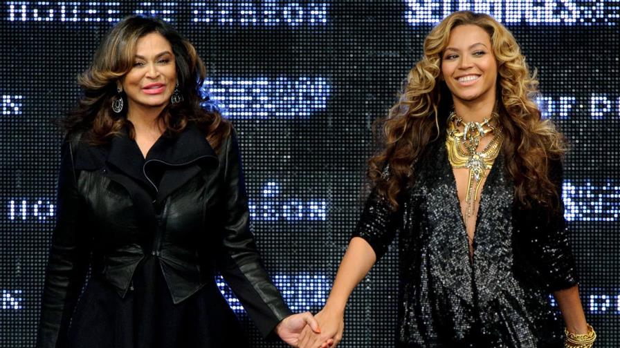 Tina Knowles, la madre de la cantante Beyoncé, revela que padece cáncer de mama Tina Knowles, la madre de la cantante Beyoncé, revela que padece cáncer de mama