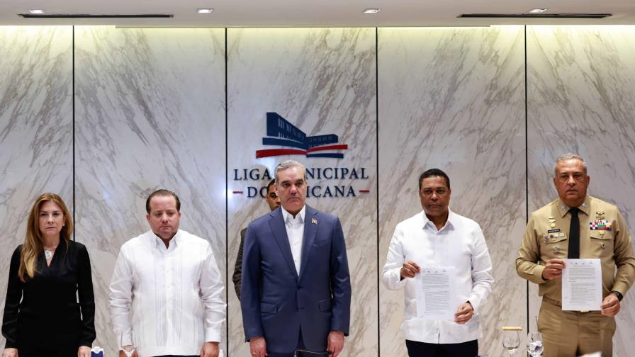 Migración y los gobiernos municipales firman un convenio para fortalecer las deportaciones Migración y los gobiernos municipales firman un convenio para fortalecer las deportaciones