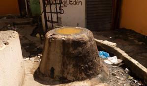 Calle Santa Rita inundada de aguas cloacales; la salud de los residentes está en peligro