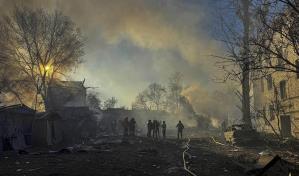 Rusia ataca con misiles a Kiev en medio de tensiones entre Trump y Zelenski