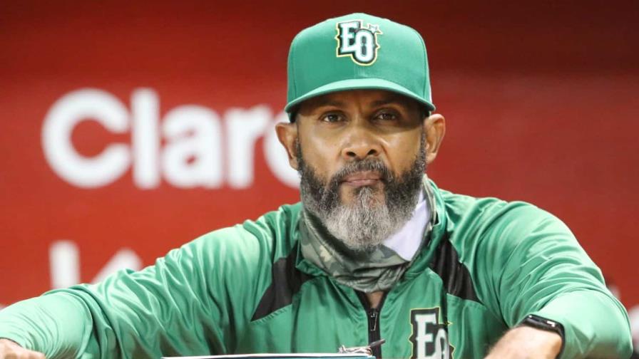 Fernando Tatis padre fue mordido por perro en dedo y requirió de cirugía Fernando Tatis padre fue mordido por perro en dedo y requirió de cirugía