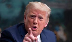 Trump indulta a una republicana culpable de usar donaciones públicas para cirugía estética Trump indulta a una republicana culpable de usar donaciones públicas para cirugía estética