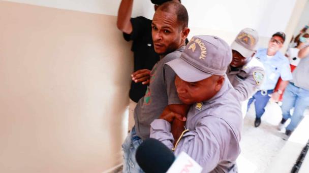 Hombre imputado de violar y asesinar a un niño en San Cristóbal sobrevive a intento de suicidio