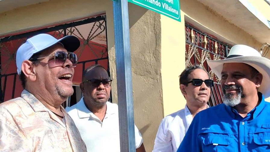 El merenguero Fernando Villalona recibe una calle con su nombre en Dajabón El merenguero Fernando Villalona recibe una calle con su nombre en Dajabón