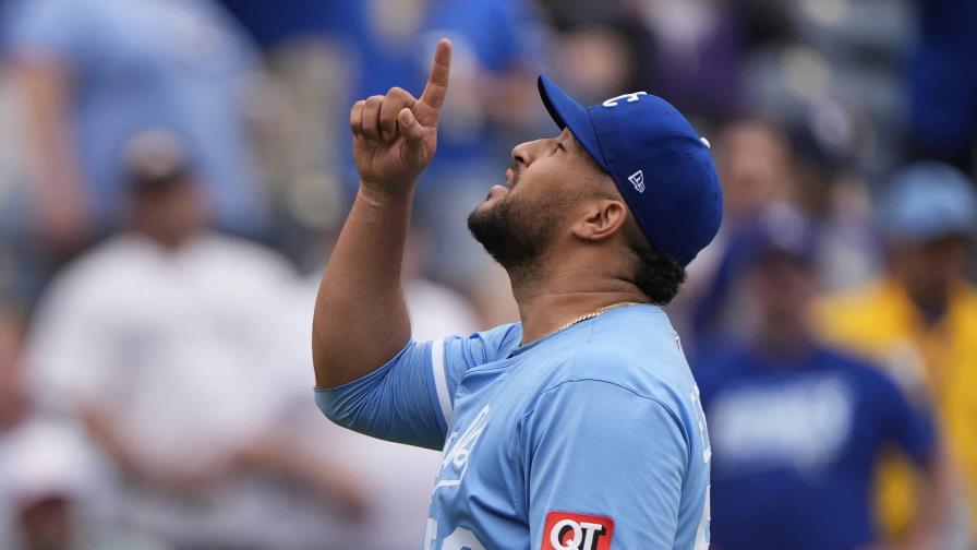 Carlos Estévez salva su sexto partido del año en victoria de los Reales sobre Rockies Carlos Estévez salva su sexto partido del año en victoria de los Reales sobre Rockies