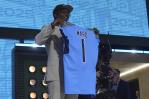 Titans ponen sus esperanzas en la primera selección del draft de la NFL, Cam Ward