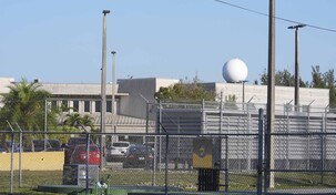 Informe destapa hacinamiento y abusos en otro centro de detenci&oacute;n de migrantes en Florida
