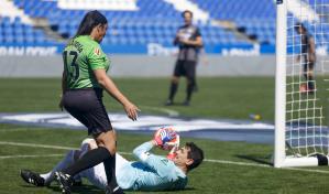 Premios Platino 2025: Iker Casillas y Karla Sofía Gascón estrellas de un partido solidario