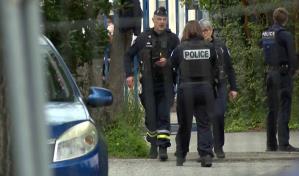 Estudiante de secundaria muerta y tres compañeros heridos en ataque con cuchillo en Francia