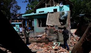 India arrasa con excavadoras las casas de los presuntos atacantes en Cachemira India arrasa con excavadoras las casas de los presuntos atacantes en Cachemira