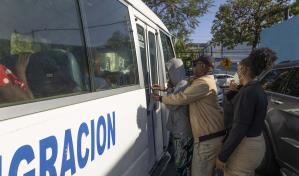 El Gobierno responde a Haití y dice que respeta derechos humanos de indocumentados