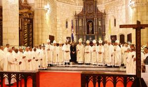 Celebran misa en honor al papa Francisco en la Catedral Primada de América
