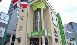 Senasa dice que garantiza suministro de medicamentos y entrega de reembolsos a afiliados