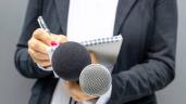 Agentes de inteligencia retienen a tres reporteros durante una cobertura en Caracas