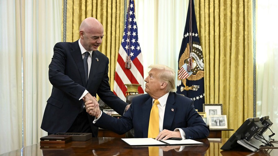 Trump defiende a Infantino: Sería un terrible error reemplazarlo Trump defiende a Infantino: Sería un terrible error reemplazarlo