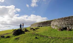 Chile une ciencia y saber ancestral para proteger el ecosistema marino de Isla de Pascua