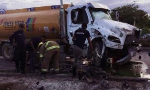 Un bombero resulta herido mientras auxiliaba en accidente de tránsito en Verón-Punta Cana