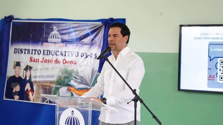 Roberto Ángel Salcedo evalúa avances educativos en “El Gobierno en las Provincias” Roberto Ángel Salcedo evalúa avances educativos en “El Gobierno en las Provincias”