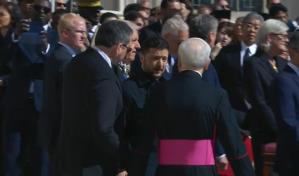 Zelenski prosigue su ronda de contactos en el Vaticano con una reunión con Starmer