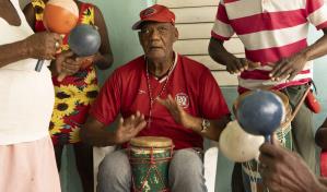 Villa Mella resiste: la Cofradía del Espíritu Santo lucha por no desaparecer