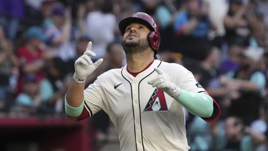 Eugenio Suárez dispara cuatro jonrones pero Diamondbacks caen 8-7 ante Bravos Eugenio Suárez dispara cuatro jonrones pero Diamondbacks caen 8-7 ante Bravos
