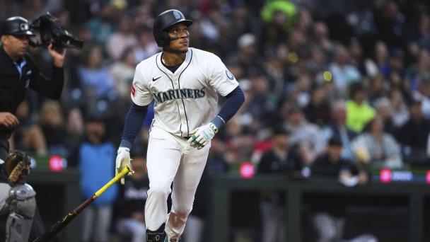 Jorge Polanco conecta dos jonrones, Julio Ramírez da uno y Marineros aplastan 14-0 a Marlins