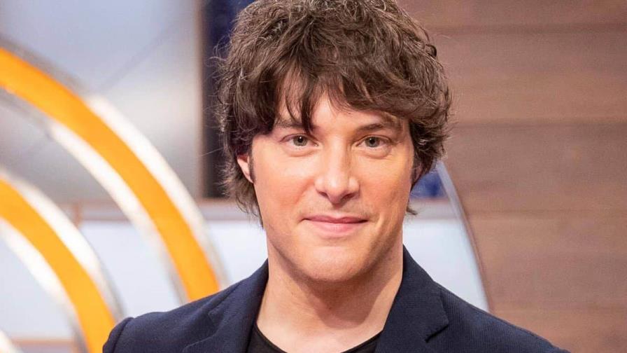 El masterchef español Jordi Cruz aprende a preparar sancocho en la República Dominicana El masterchef español Jordi Cruz aprende a preparar sancocho en la República Dominicana