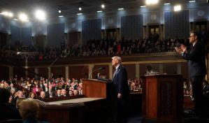 Los demócratas de EE. UU. buscan su voz desde una oposición que mira a los comicios de 2026