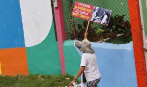 Lo que dicen las pancartas de la marcha convocada por los grupos de izquierda