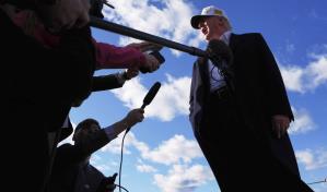 Trump sugiere recortes de impuestos para ingresos inferiores a 200,000 dólares anuales