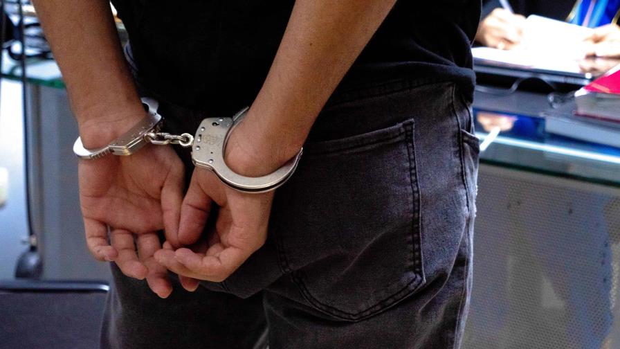 Apresan a un hombre por herir de bala a su pareja en La Romana Apresan a un hombre por herir de bala a su pareja en La Romana