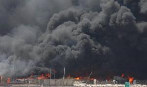 Explosión letal en Irán: el fuego sigue haciendo estragos en el mayor puerto del país