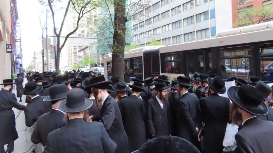 Policía de Nueva York investiga las agresiones a dos mujeres por parte de judíos ortodoxos Policía de Nueva York investiga las agresiones a dos mujeres por parte de judíos ortodoxos