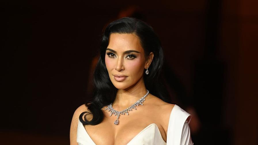 Los encausados por el robo a Kim Kardashian en París niegan todo, salvo las pruebas evidentes Los encausados por el robo a Kim Kardashian en París niegan todo, salvo las pruebas evidentes