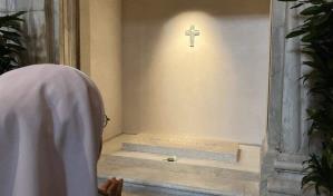 Muestras de devoción al papa Francisco en la basílica Santa María la Mayor