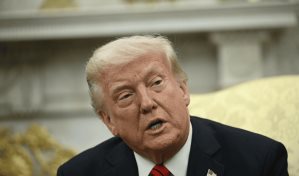 Primeros 100 días de Trump: su giro migratorio amenaza con crear una crisis constitucional