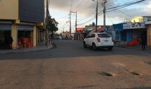 La Policía activa búsqueda de hombre acusado de herir a una pareja en ataque a tiros en Los Mina La Policía activa búsqueda de hombre acusado de herir a una pareja en ataque a tiros en Los Mina