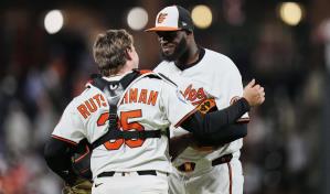 Félix Bautista sigue recuperando su forma de gran cerrador para Baltimore